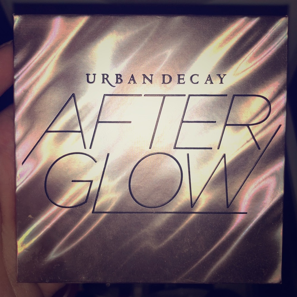 Urban decay after glow palette